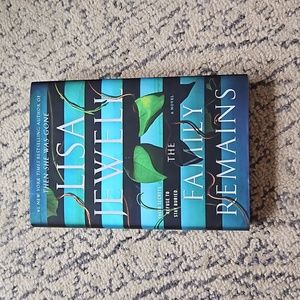 Book- The Family Remains by Lisa Jewell